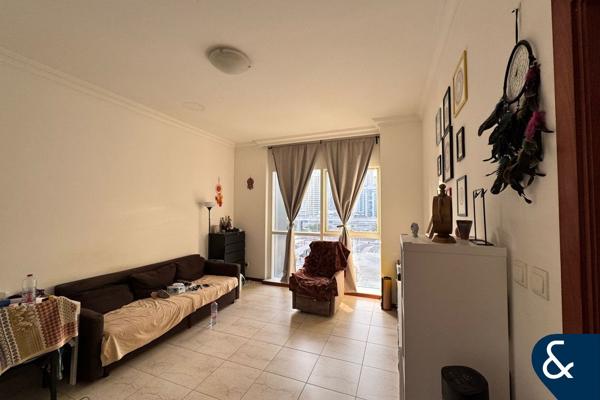 1 Bedroom | Tenanted | Marina View